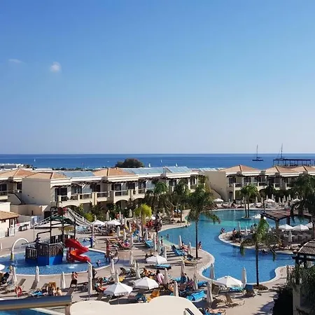 Semesteranläggning (resort) Mythos Afantou