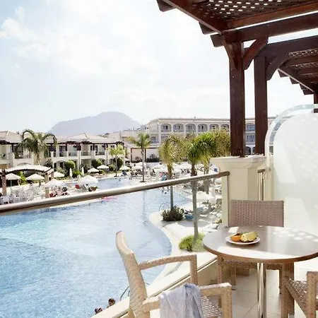 Mythos Semesteranläggning (resort) Afantou