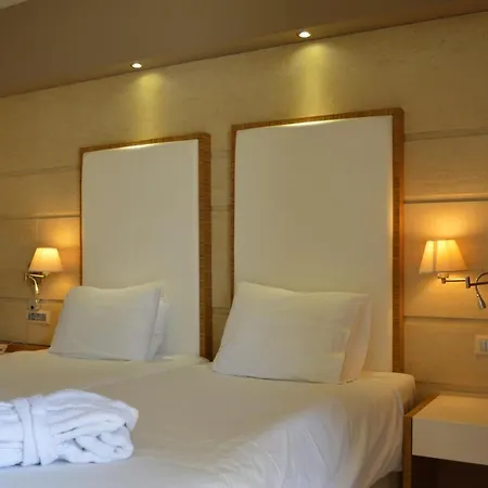 Semesteranläggning (resort) Mythos 5*